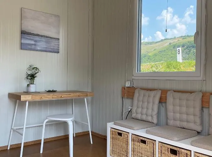 Hausboot Im Hafen Bådhotel